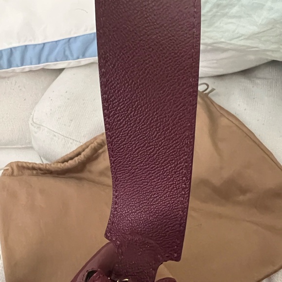 Burberry Burgundy Leather And House Check
Canvas Helmsley Crossbody Bag - Picture 9 of 10